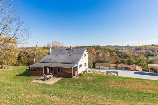 1923 Poplar Ridge Road, Melbourne, KY 41059