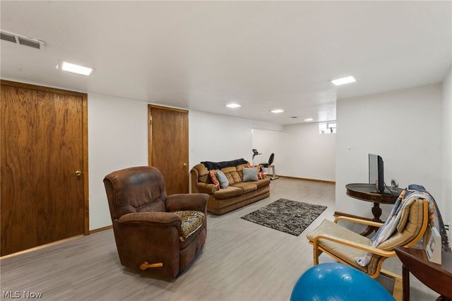 7814 Indian Trail, Poland, OH 44514
