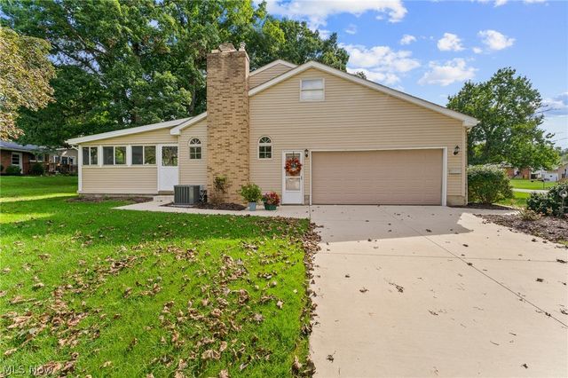 7814 Indian Trail, Poland, OH 44514