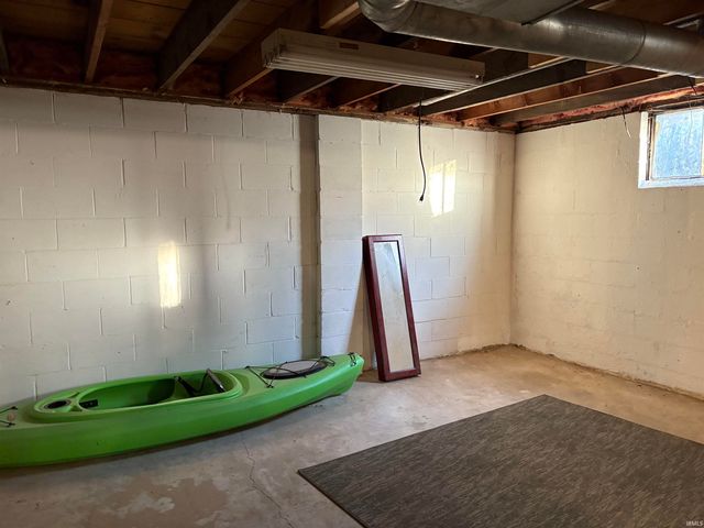 7289 N Old State Road 37, Bloomington, IN 47408