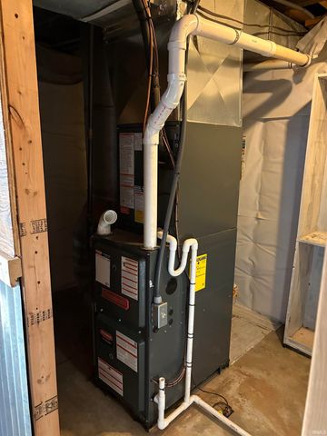 7289 N Old State Road 37, Bloomington, IN 47408