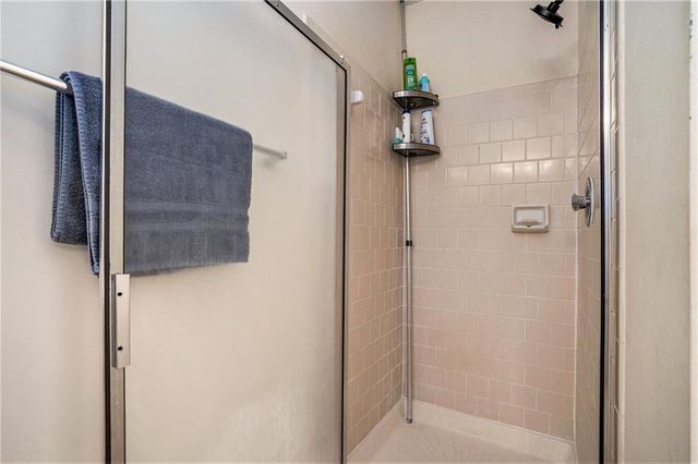 2260 Deer Oaks Trail, Lawrenceville, GA 30044