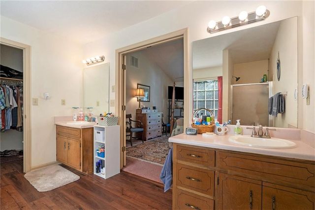 2260 Deer Oaks Trail, Lawrenceville, GA 30044