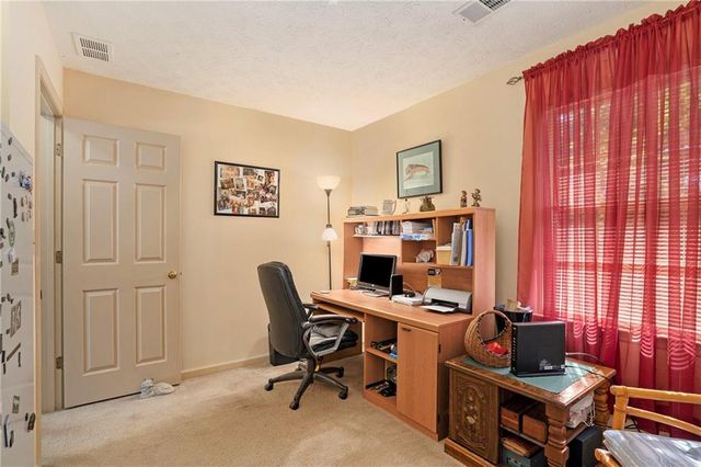 2260 Deer Oaks Trail, Lawrenceville, GA 30044