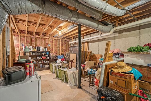 2260 Deer Oaks Trail, Lawrenceville, GA 30044