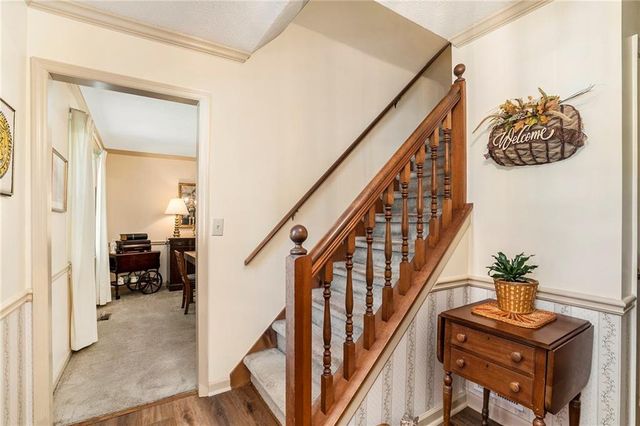 2260 Deer Oaks Trail, Lawrenceville, GA 30044