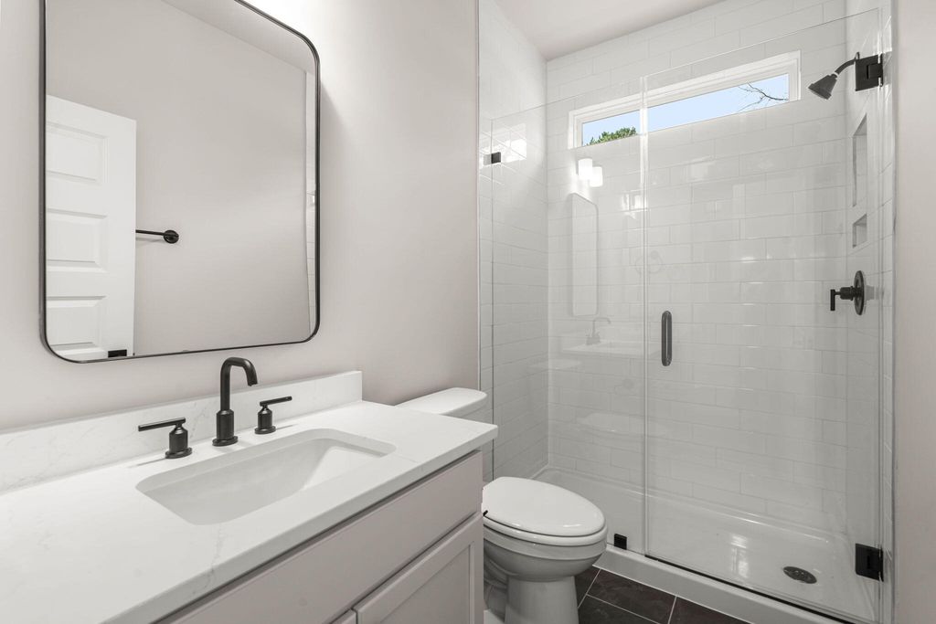 Image 30 of property listing at 1289 Hamlin Road, Mount Pleasant, SC 29466