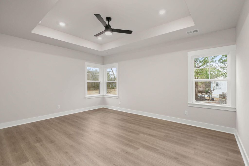 Image 32 of property listing at 1289 Hamlin Road, Mount Pleasant, SC 29466