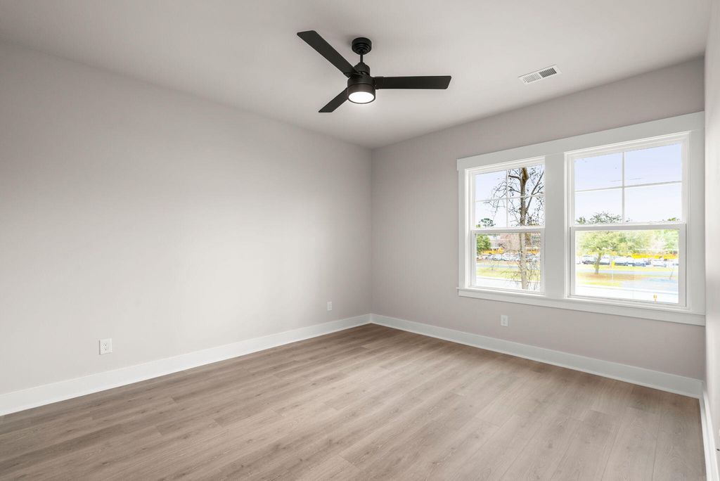 Image 40 of property listing at 1289 Hamlin Road, Mount Pleasant, SC 29466