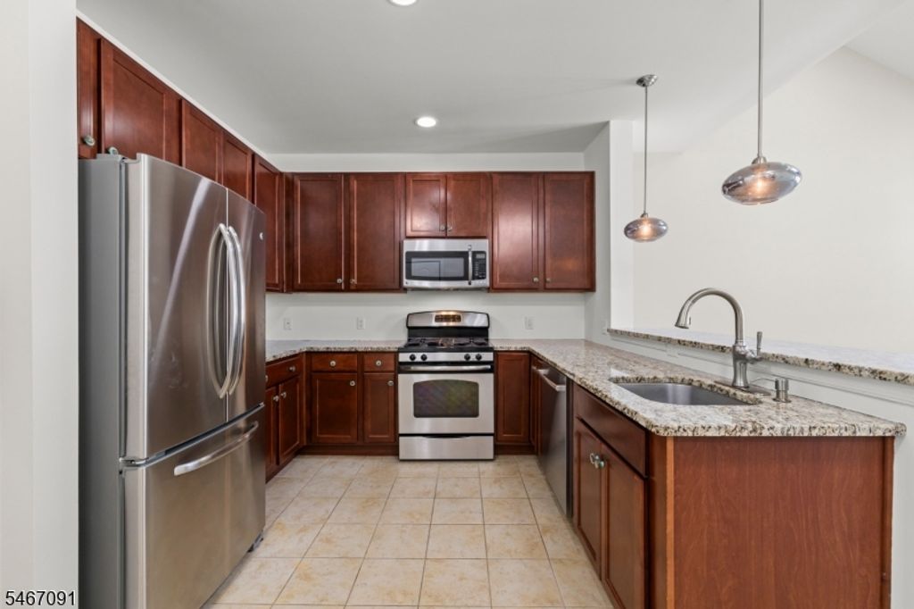 3411 Ramapo Ct 3411, Riverdale Boro, NJ 07457 — photo 5