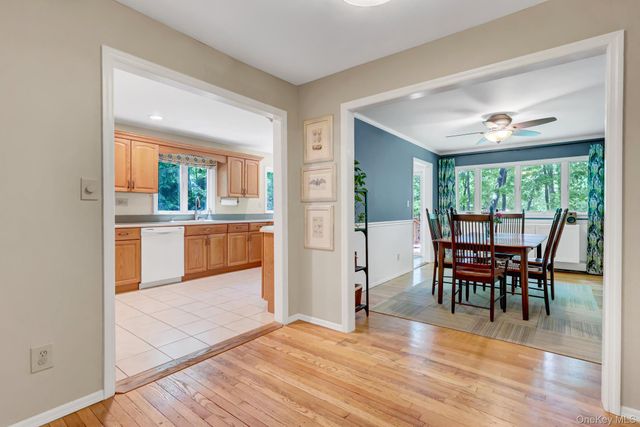 16 Maplewood Drive, Northport, NY 11768