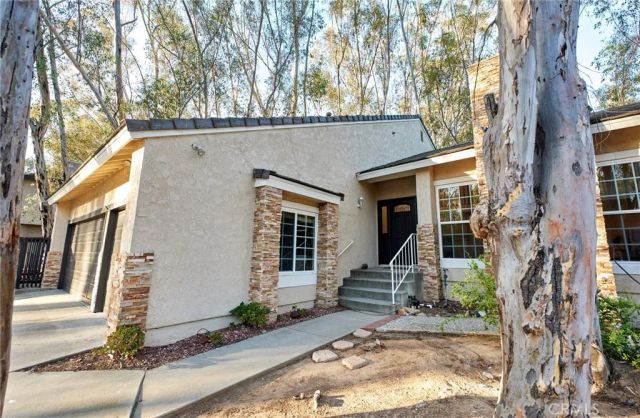 24961 Ravenswood, Lake Forest, CA 92630