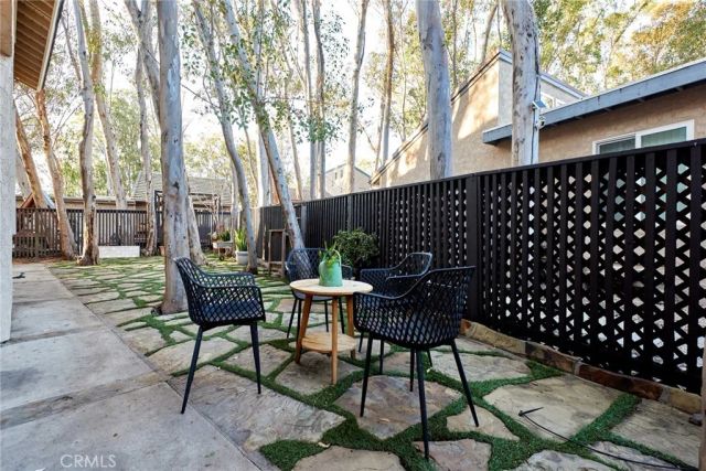 24961 Ravenswood, Lake Forest, CA 92630