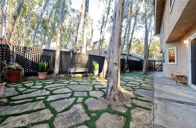 24961 Ravenswood, Lake Forest, CA 92630