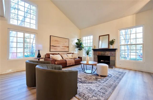 24961 Ravenswood, Lake Forest, CA 92630