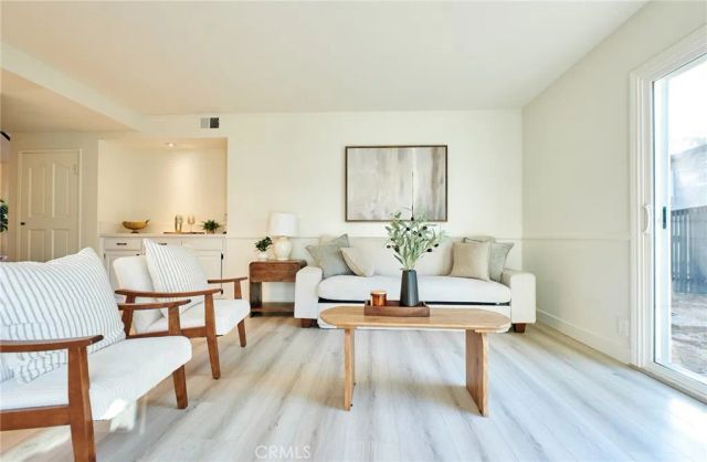 24961 Ravenswood, Lake Forest, CA 92630