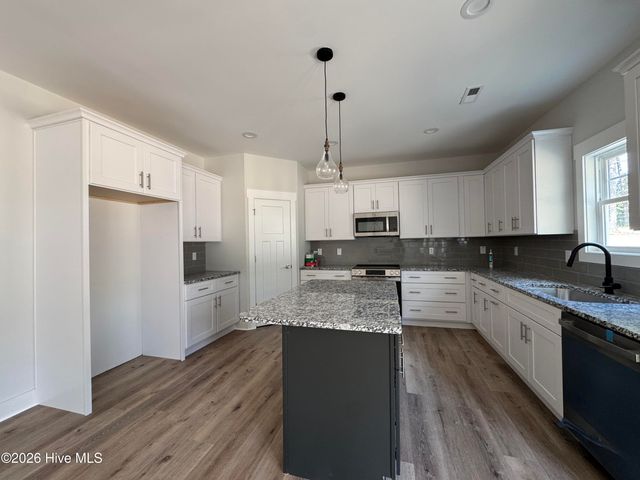 114 Tower Street, Southern Pines, NC 28387