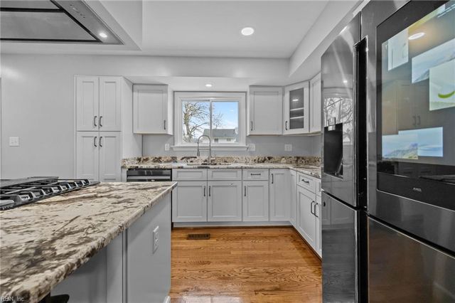 101 Yorkshire TER, Hampton, VA 23666