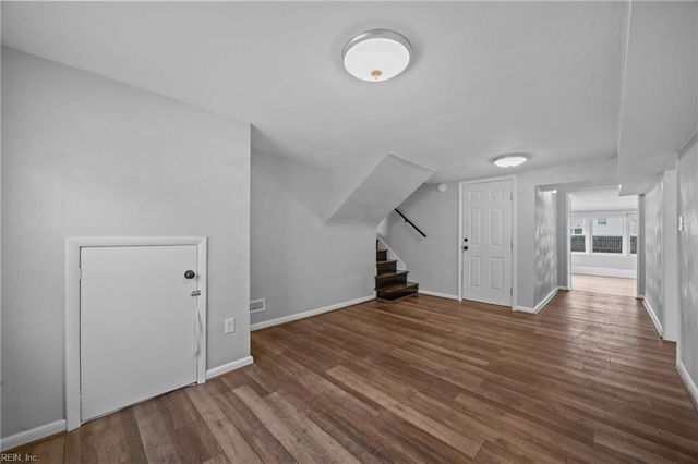 101 Yorkshire TER, Hampton, VA 23666