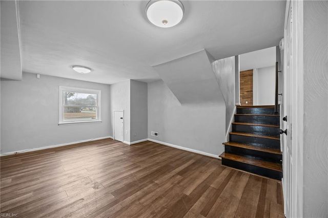 101 Yorkshire TER, Hampton, VA 23666