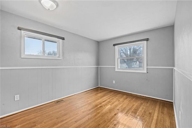 101 Yorkshire TER, Hampton, VA 23666