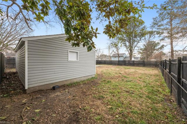 101 Yorkshire TER, Hampton, VA 23666