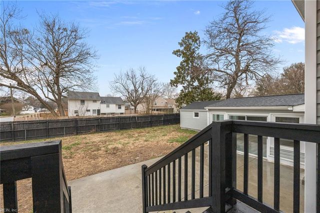 101 Yorkshire TER, Hampton, VA 23666