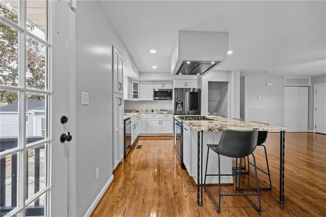 101 Yorkshire TER, Hampton, VA 23666