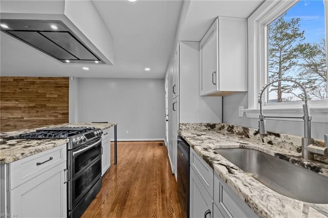 101 Yorkshire TER, Hampton, VA 23666