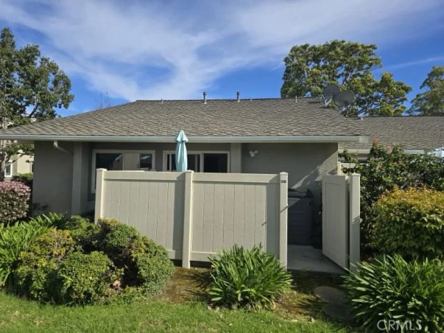 8766 Tulare Drive 406F, Huntington Beach, CA 92646