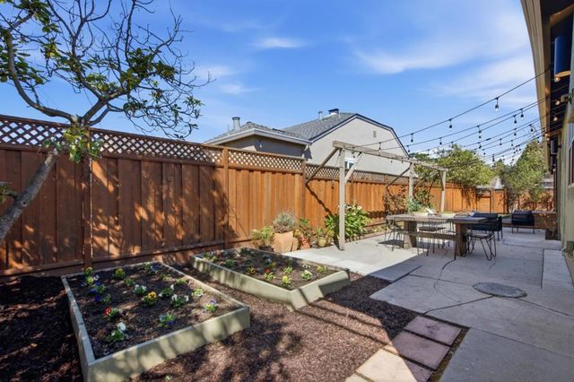 909 Sunnybrae Boulevard, San Mateo, CA 94402