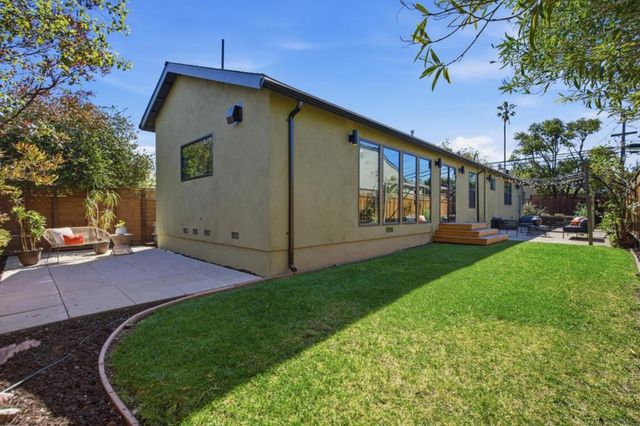 909 Sunnybrae Boulevard, San Mateo, CA 94402