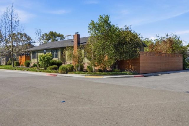 909 Sunnybrae Boulevard, San Mateo, CA 94402