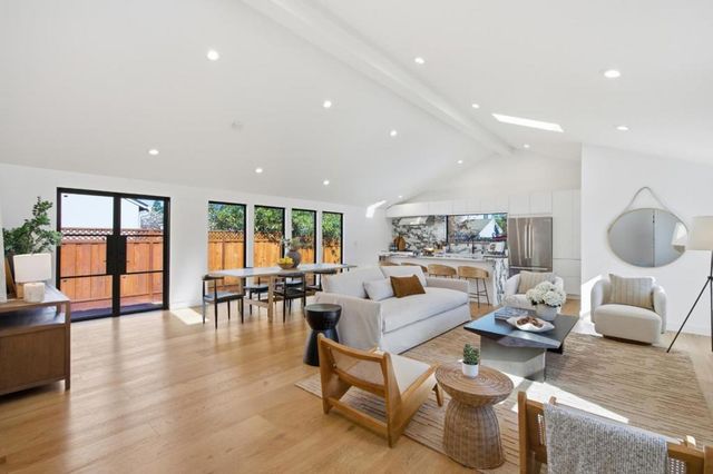 909 Sunnybrae Boulevard, San Mateo, CA 94402