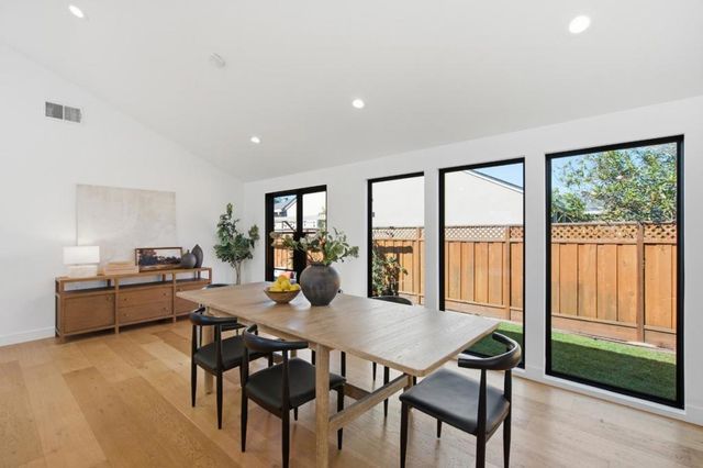 909 Sunnybrae Boulevard, San Mateo, CA 94402