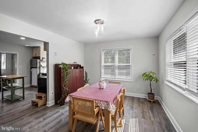 16 OREGON AVE, Mount Laurel, NJ 08054