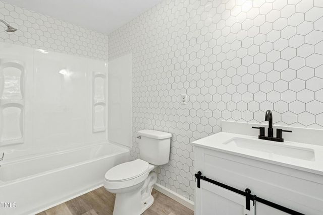 402 W Belle Street, Henderson, NC 27536