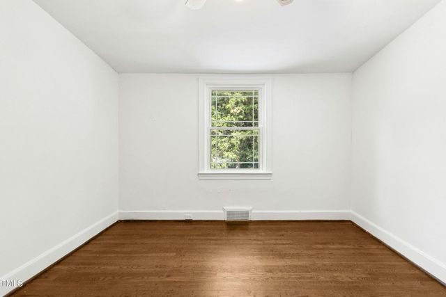 402 W Belle Street, Henderson, NC 27536