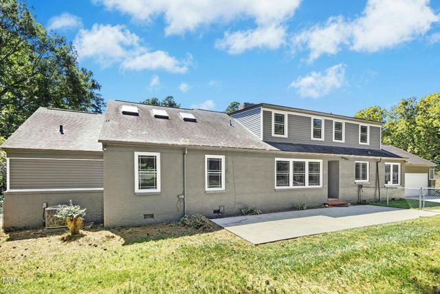 402 W Belle Street, Henderson, NC 27536