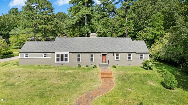 402 W Belle Street, Henderson, NC 27536