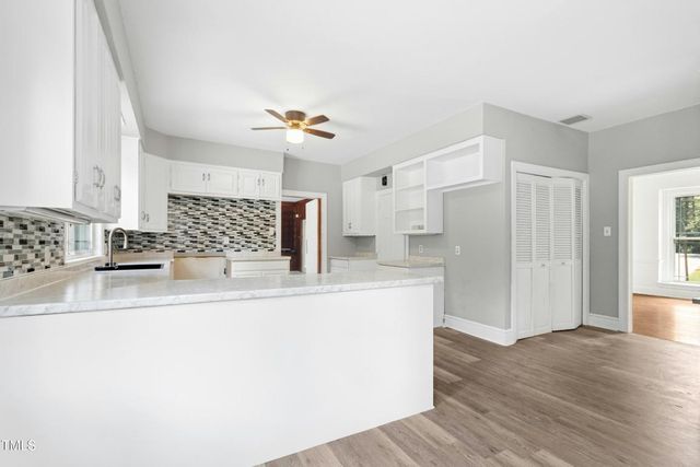 402 W Belle Street, Henderson, NC 27536