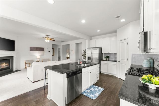 4511 Country Manor Walk, Gainesville, GA 30504