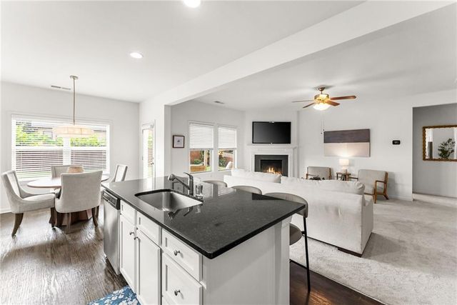 4511 Country Manor Walk, Gainesville, GA 30504
