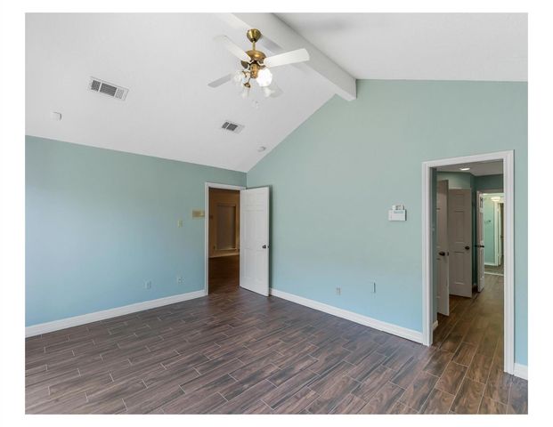 13902 Paradise Valley Drive E, Houston, TX 77069