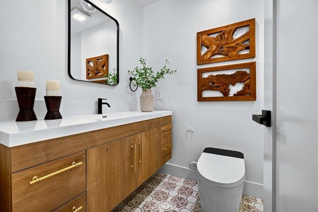 25 Dogwood S, Irvine, CA 92612