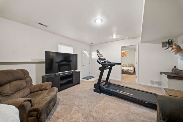 5385 E TRIKALLA DR, Columbia, MO 65202