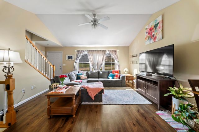 5385 E TRIKALLA DR, Columbia, MO 65202