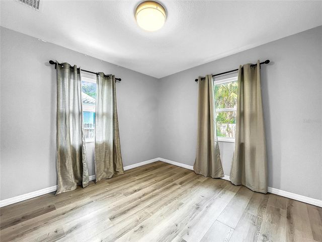 6809 S HIMES AVENUE, Tampa, FL 33611