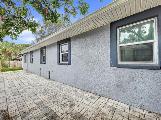 6809 S HIMES AVENUE, Tampa, FL 33611