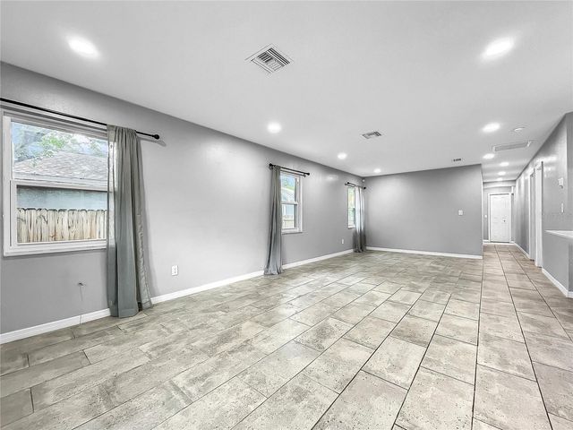 6809 S HIMES AVENUE, Tampa, FL 33611
